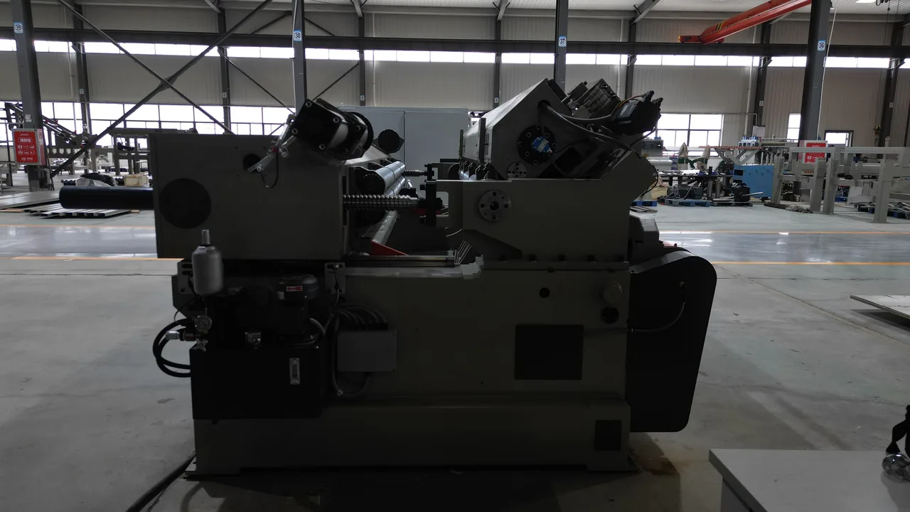 Spindleless Veneer Peeling Lathe Drive Mechanism