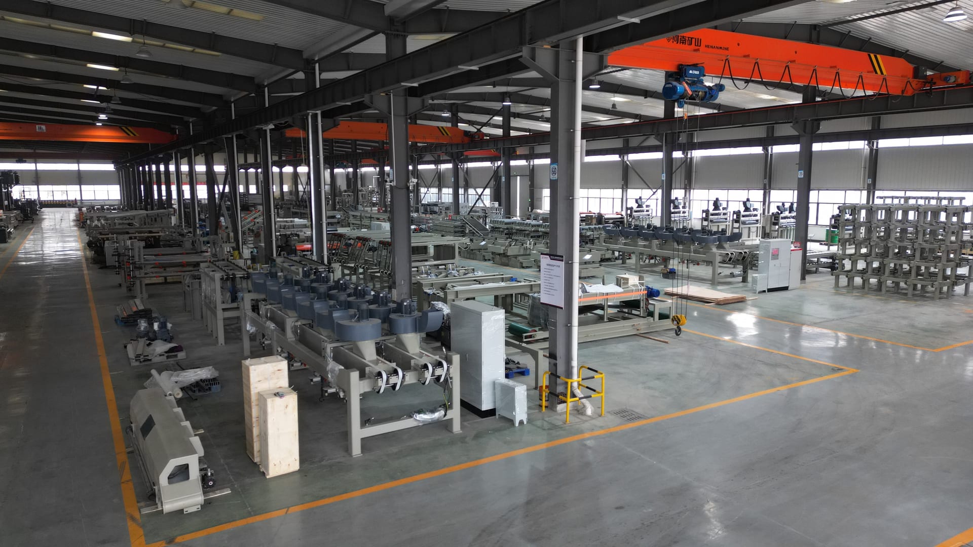 Hanvy Plywood Hot Press and Hydraulic Machining Workshop